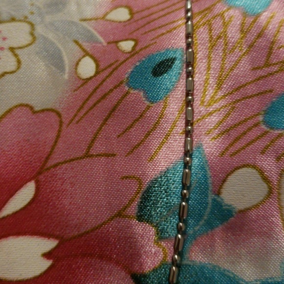 Necklace - Picture 4 of 4